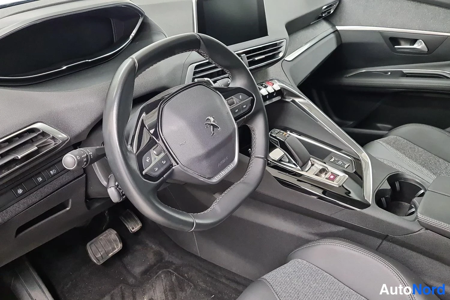 Sininen Peugeot 3008 2020, kuva 14