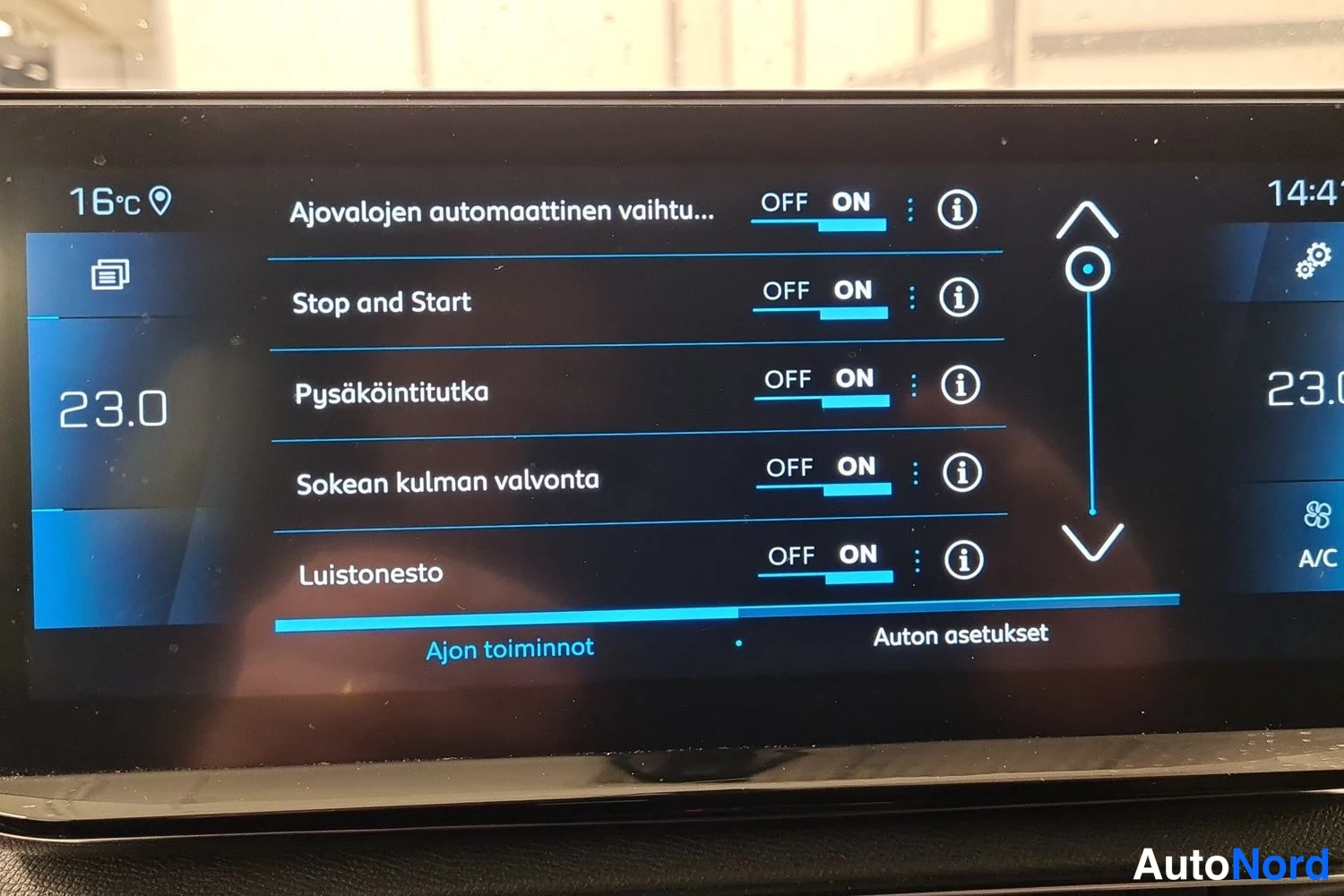 Sininen Peugeot 3008 2022, kuva 46