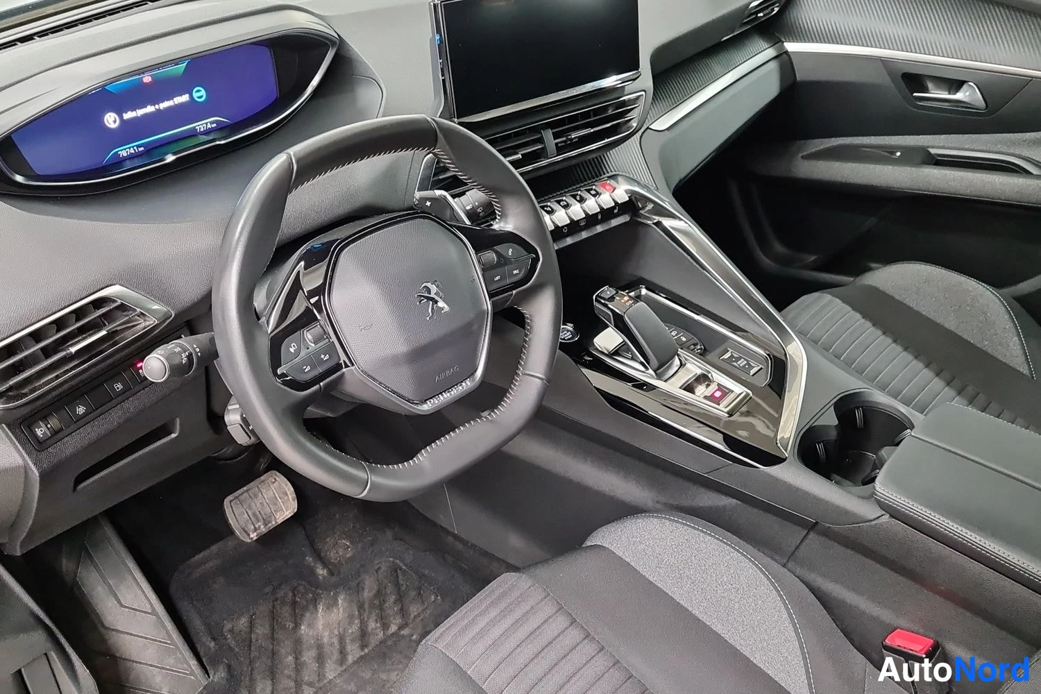 Sininen Peugeot 3008 2023, kuva 6