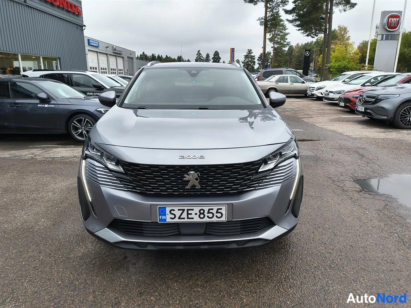 Harmaa Peugeot 3008 2021, edestä, kuva 3