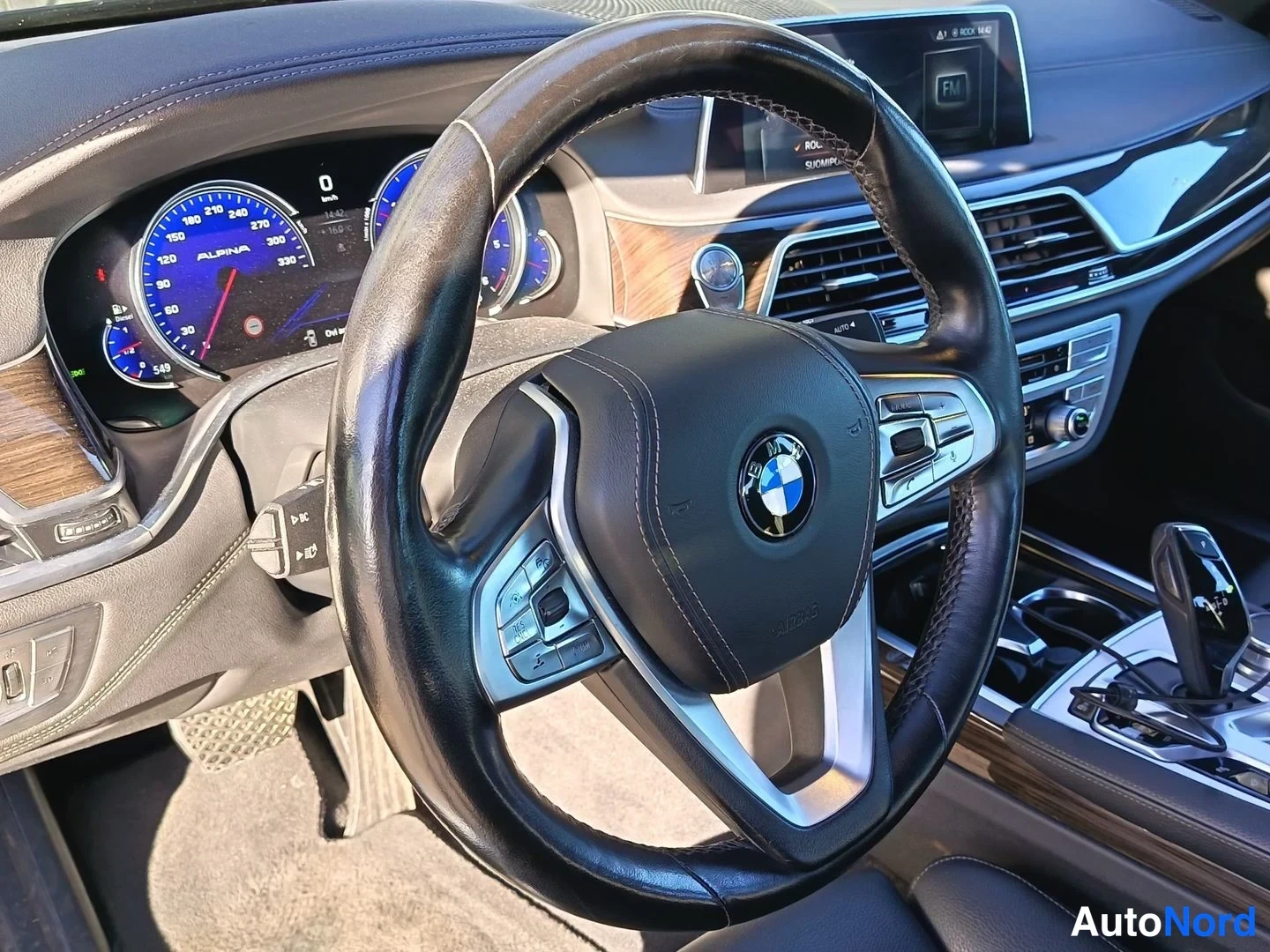 Black BMW 730d xDrive 2017, photo 13