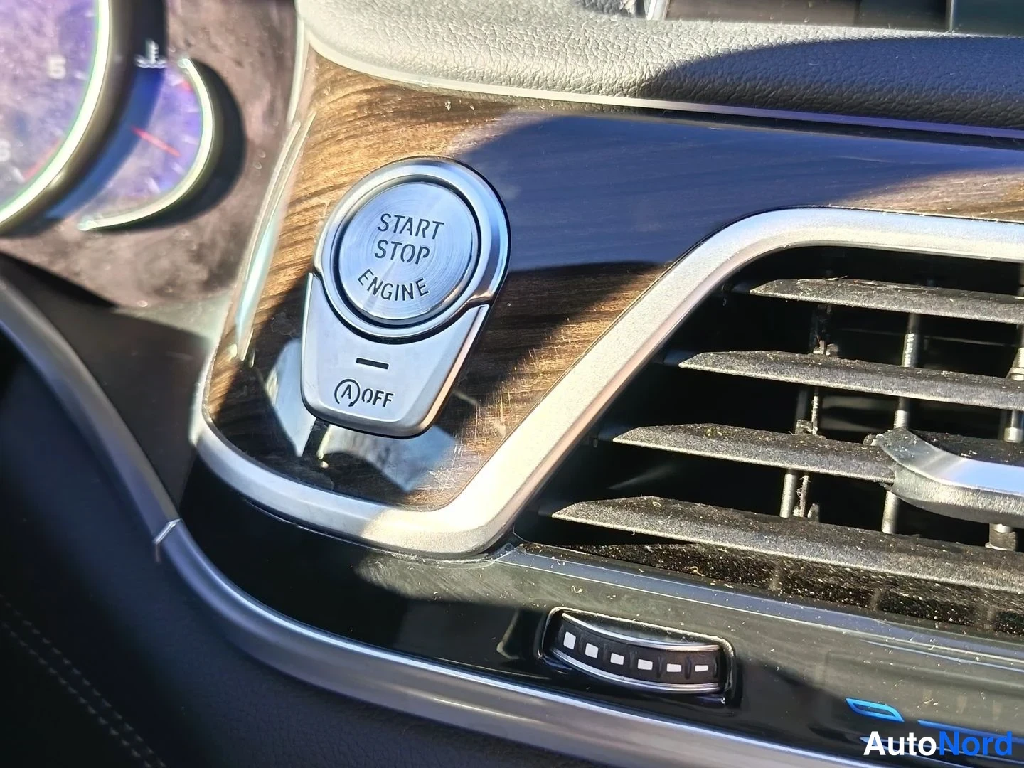 Black BMW 730d xDrive 2017, photo 19