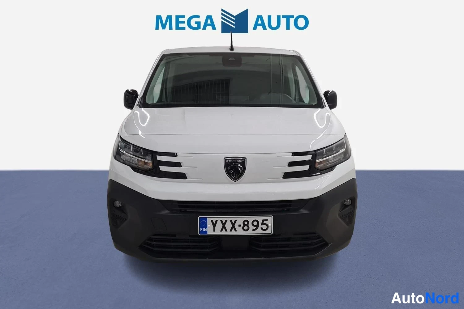 Valkoinen Peugeot Partner 2024, edestä, kuva 2
