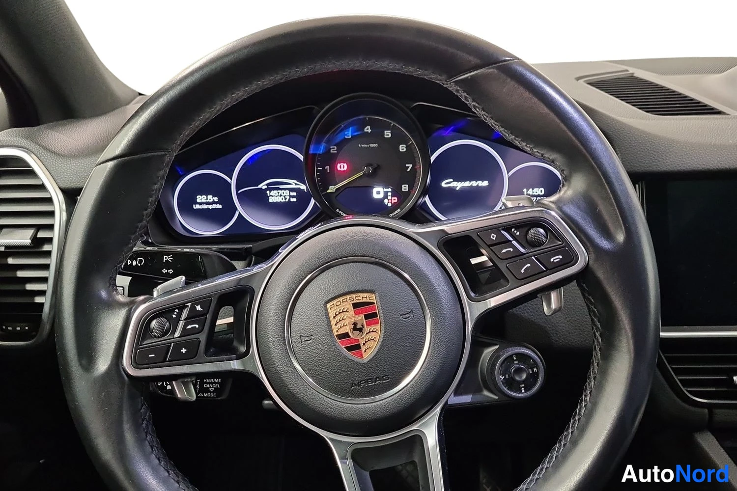 Harmaa Porsche Cayenne 2019, kuva 9