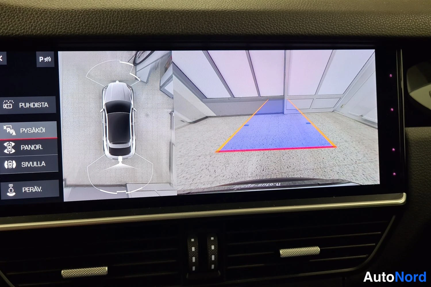 Harmaa Porsche Cayenne 2019, kuva 22