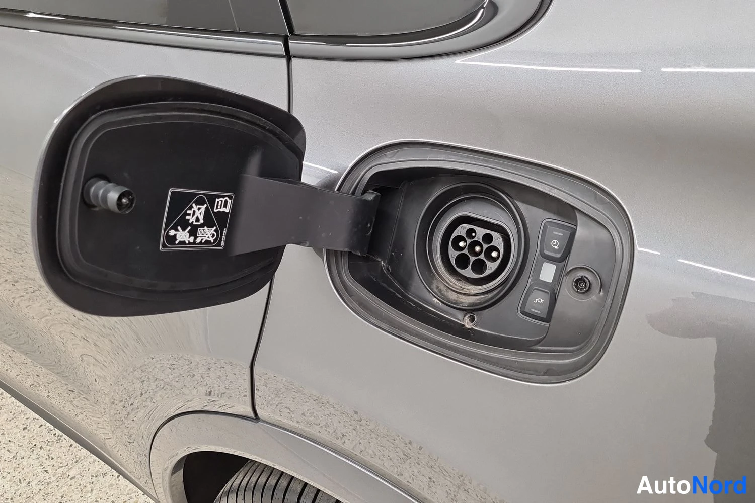 Harmaa Porsche Cayenne 2019, kuva 26