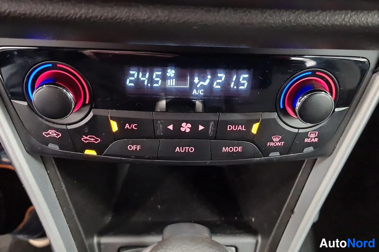 Musta Suzuki SX4 2014, kuva 21