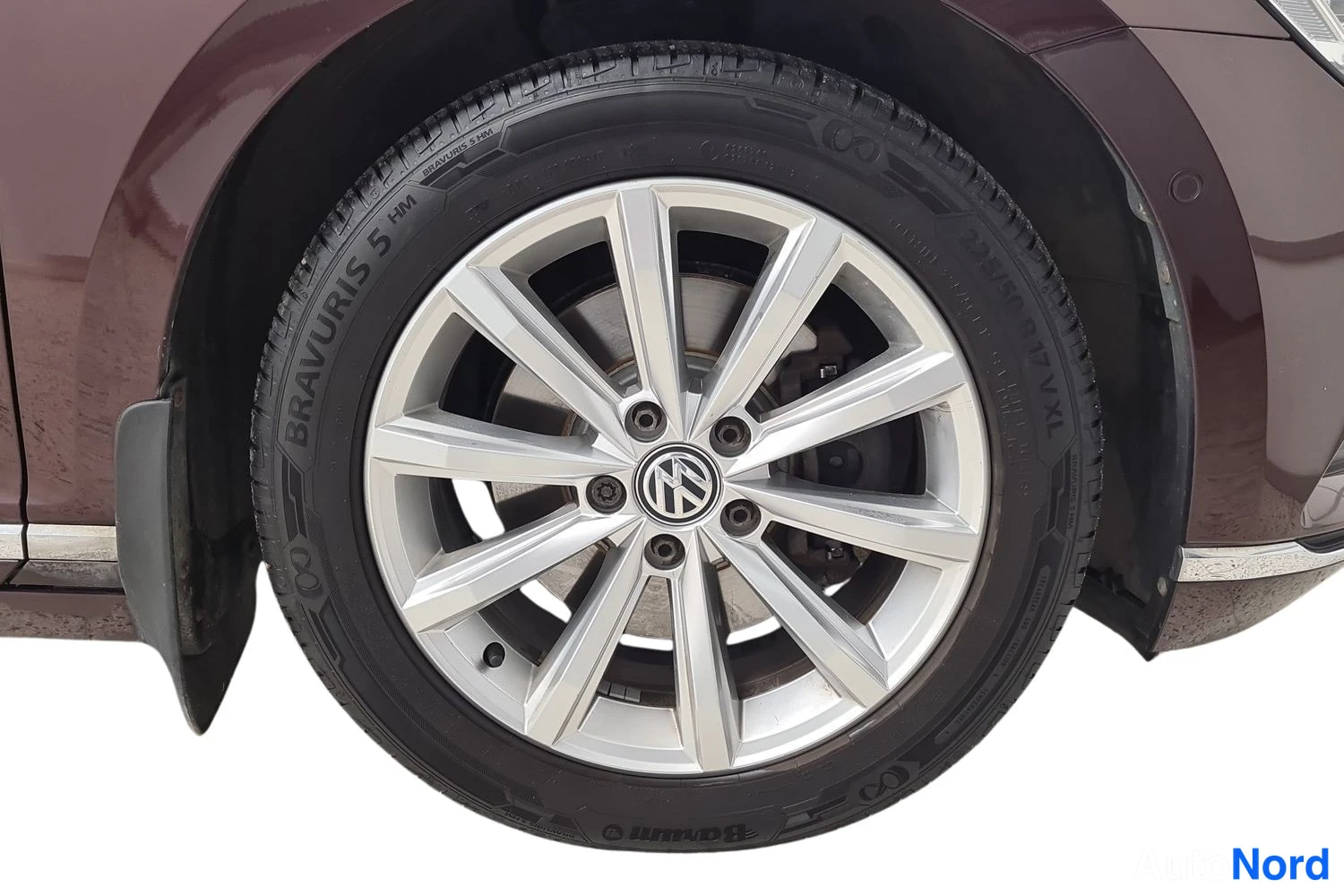 Punainen Volkswagen Passat Variant 2015, kuva 7