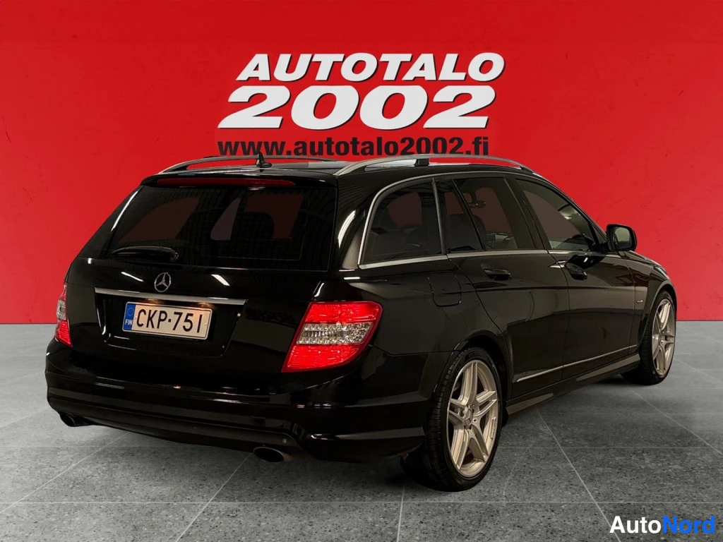 Musta Mercedes-Benz C 2008, takaviisto, kuva 6