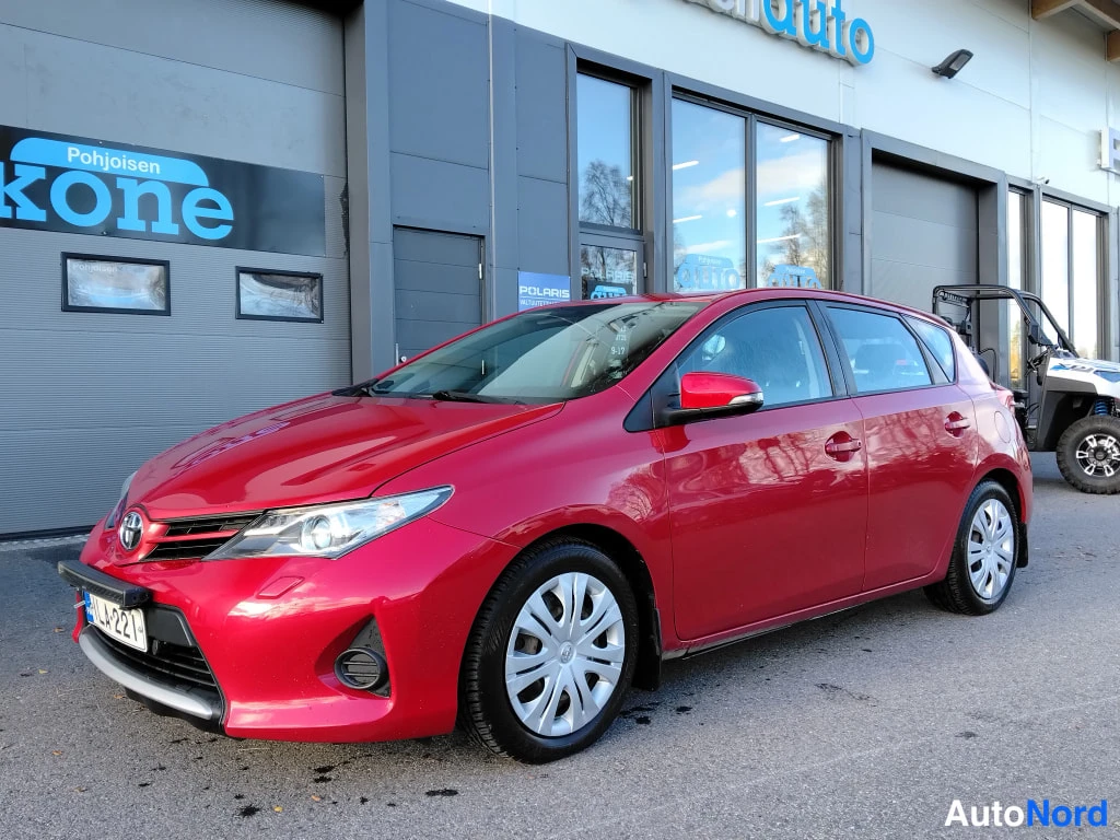 Toyota Auris 2013