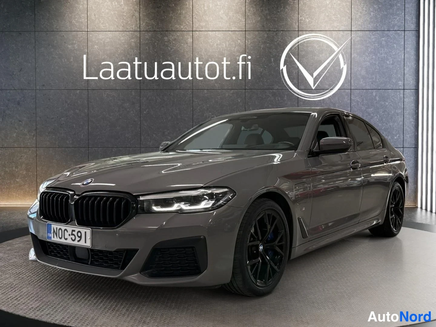 BMW 545 2021