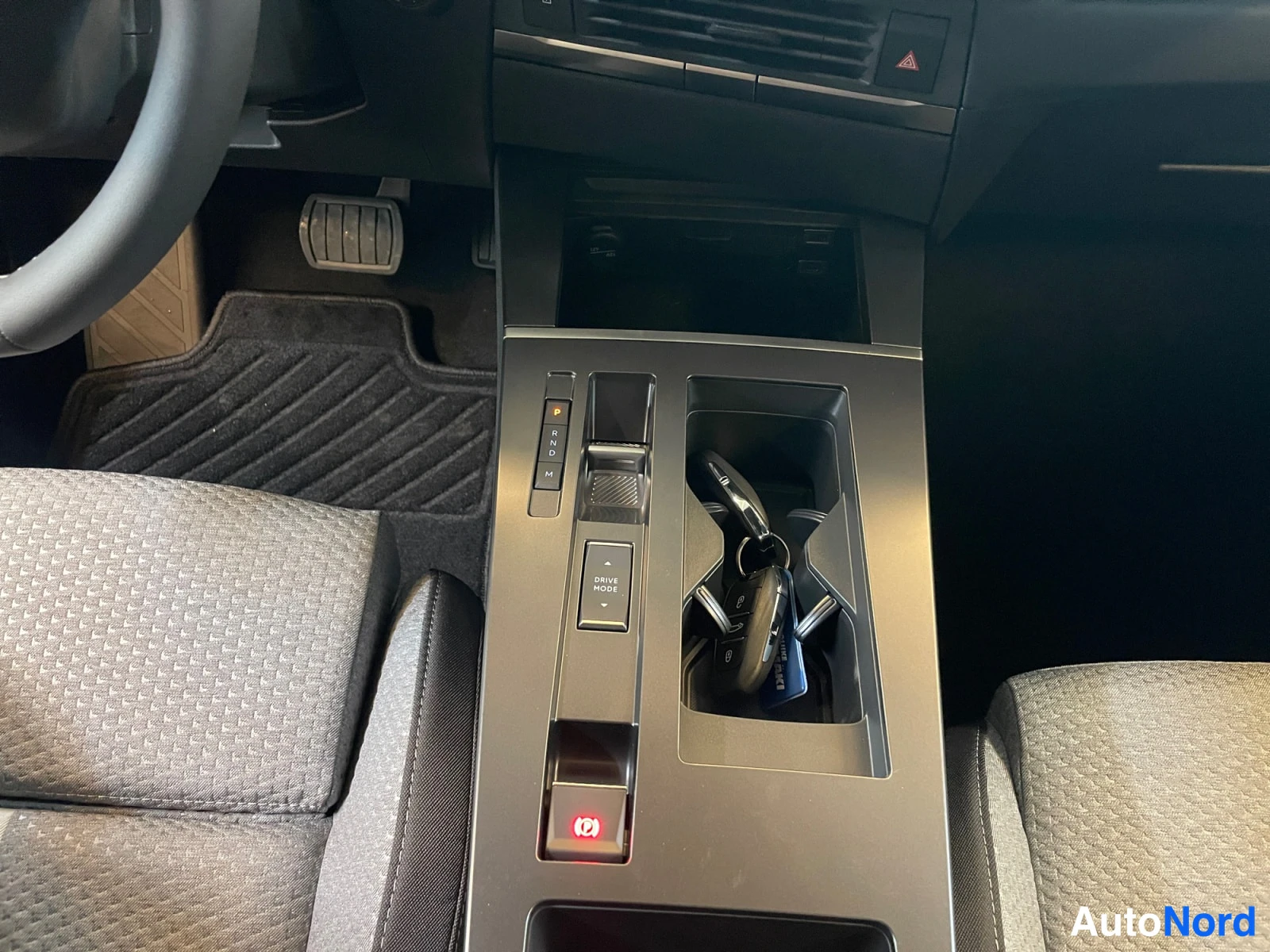 Harmaa Opel Astra 2026, yksityiskohta, kuva 24