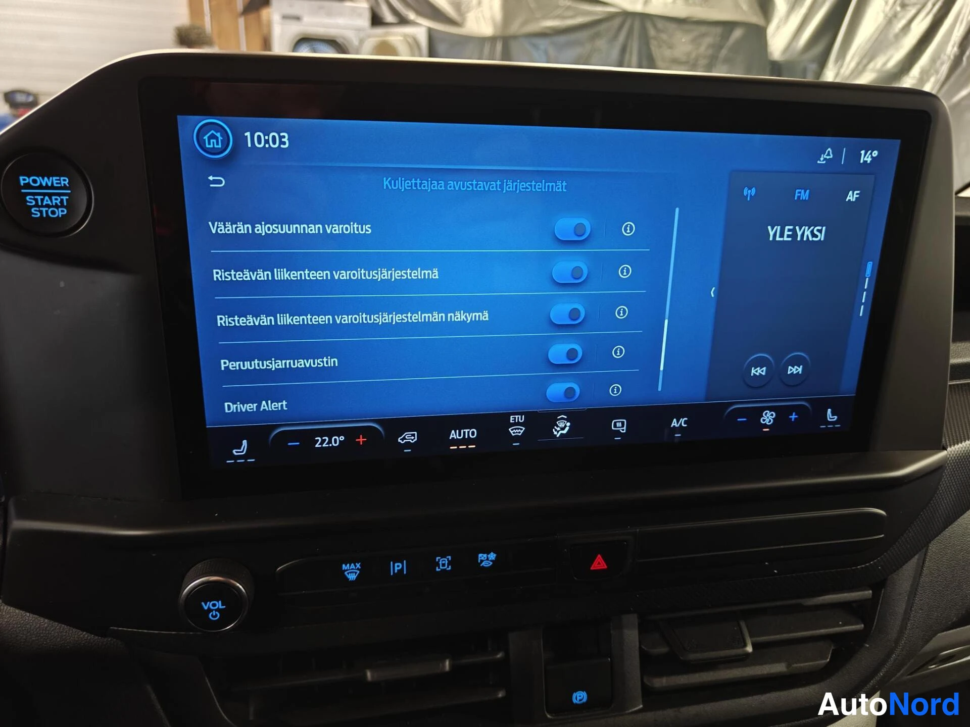 Hopea Ford Transit Custom 2025, yksityiskohta, kuva 11