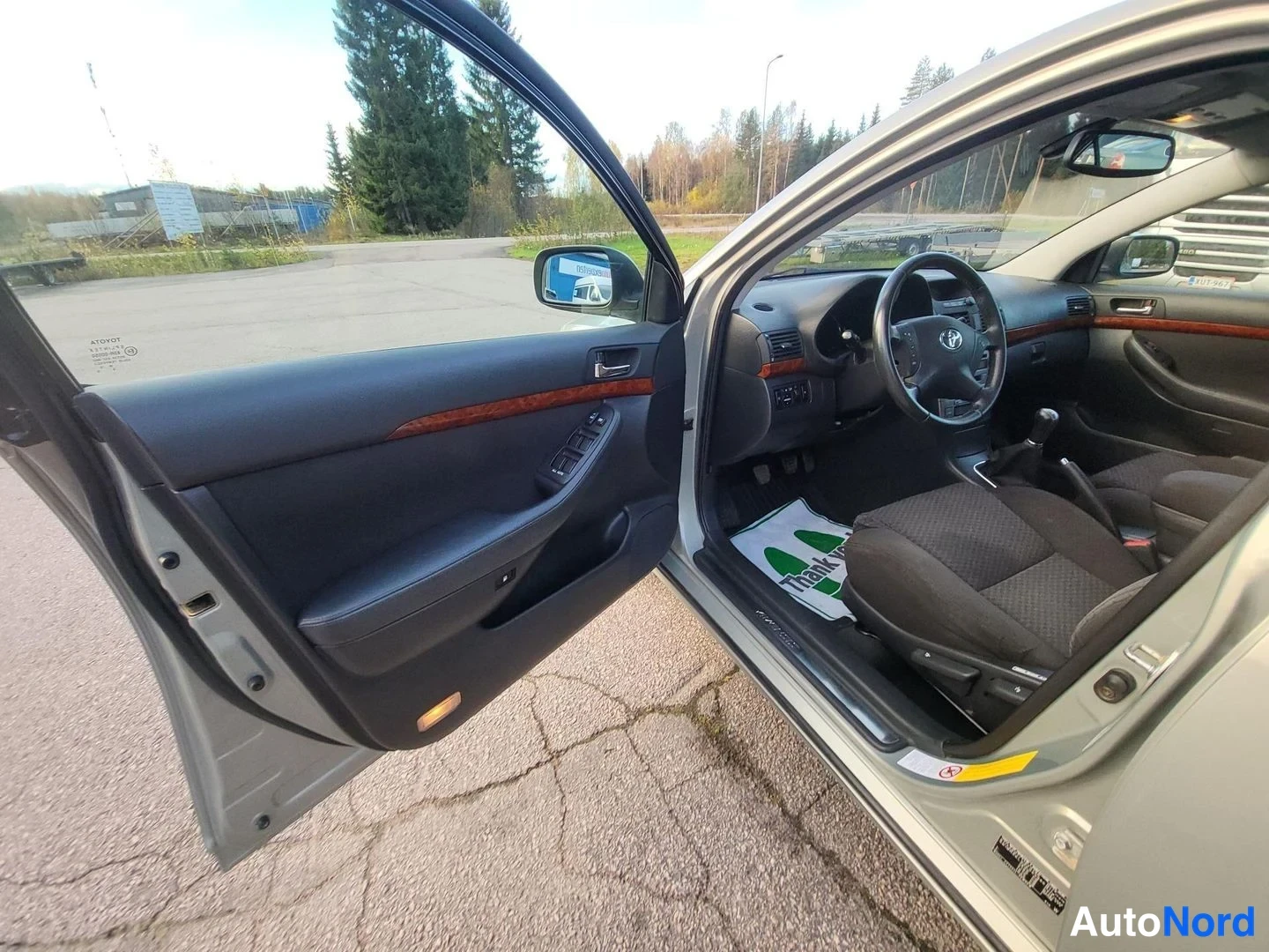 Vihreä Toyota Avensis 2004, kuva 18