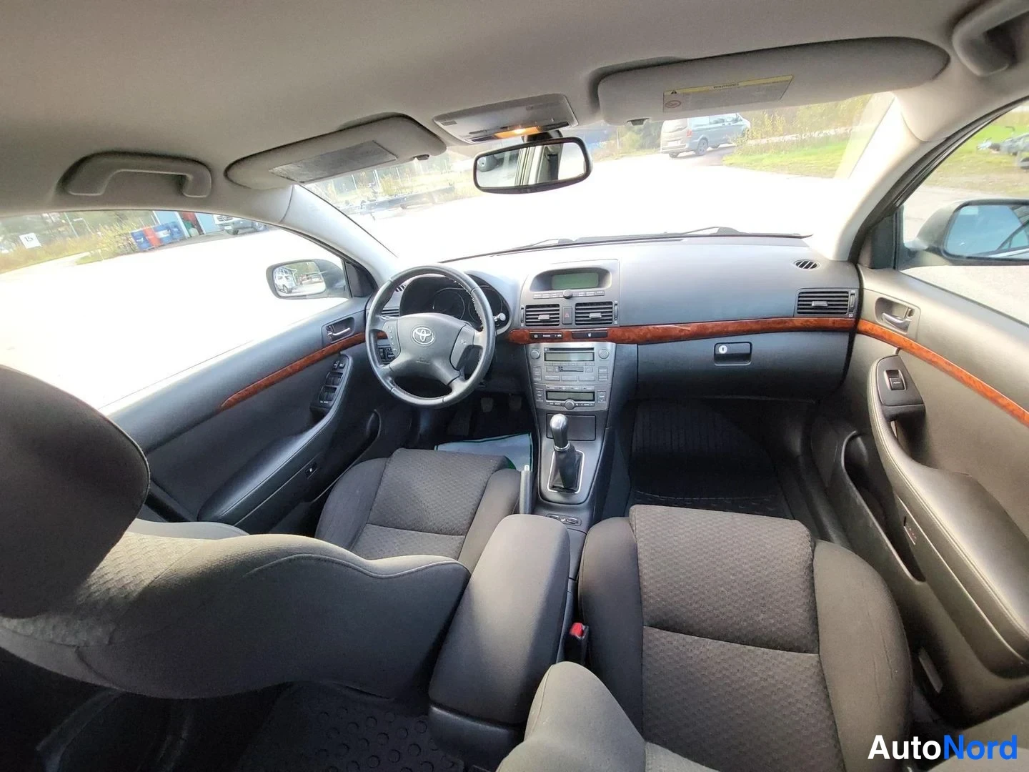 Vihreä Toyota Avensis 2004, kuva 20