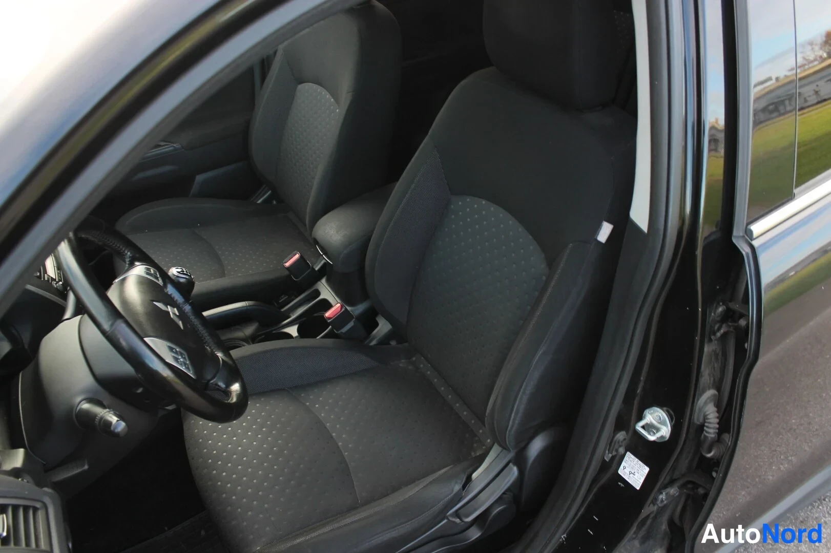 Musta Mitsubishi ASX 2012, kuva 12
