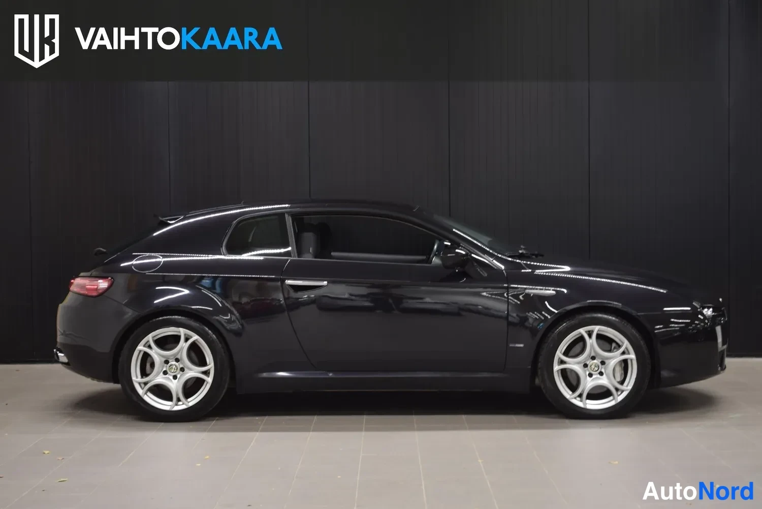 Black Alfa Romeo Brera 2008, rear three-quarter, photo 5