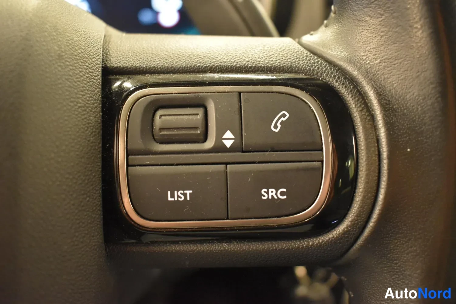 Musta Citroen C5 Aircross 2019, kuva 10