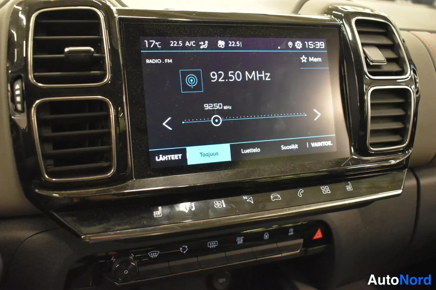 Musta Citroen C5 Aircross 2019, kuva 11