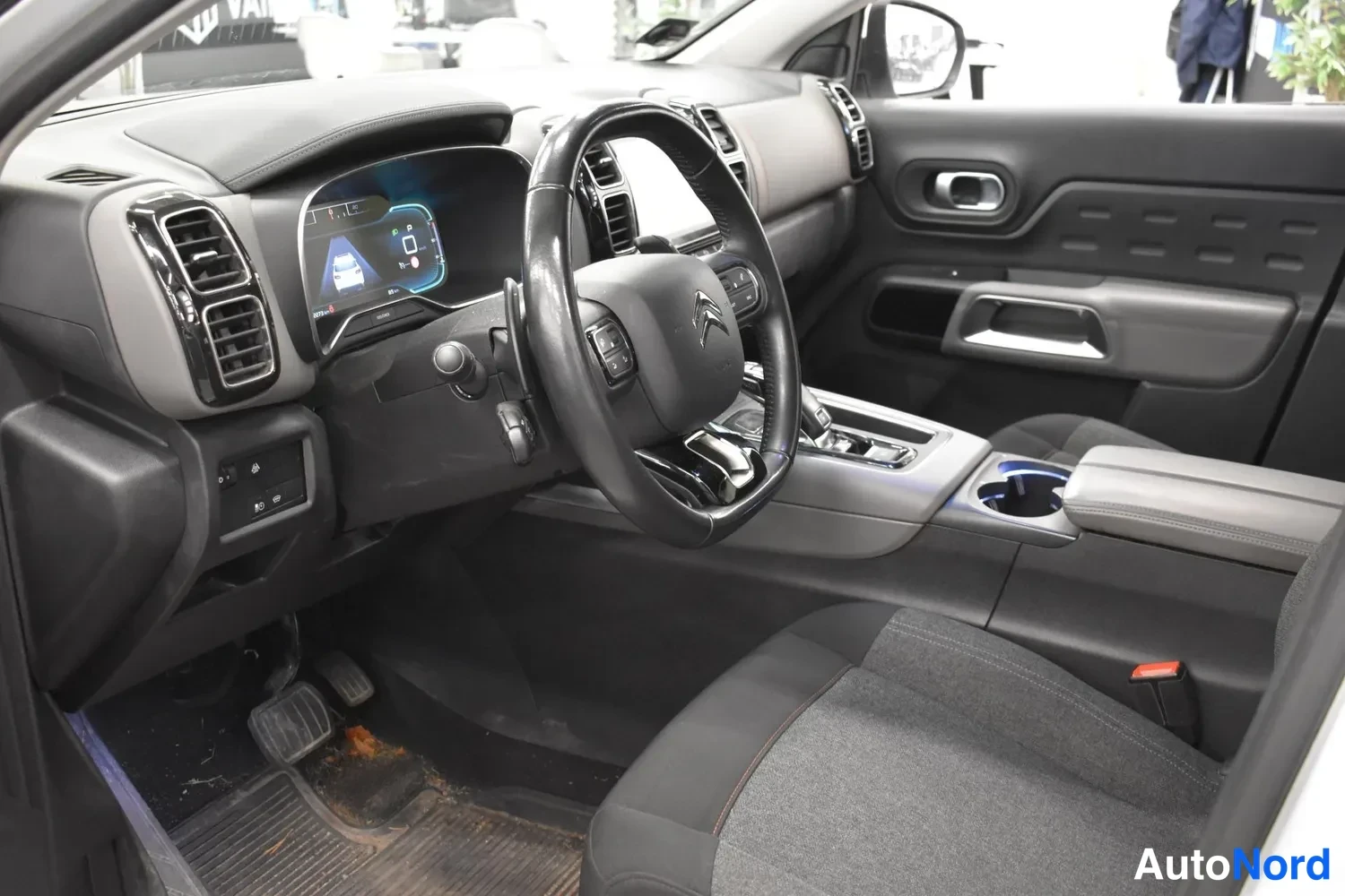 Musta Citroen C5 Aircross 2019, kuva 13