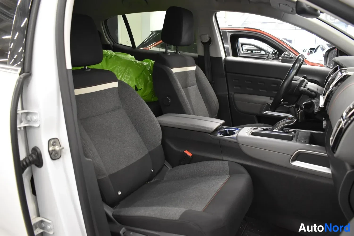 Musta Citroen C5 Aircross 2019, kuva 6