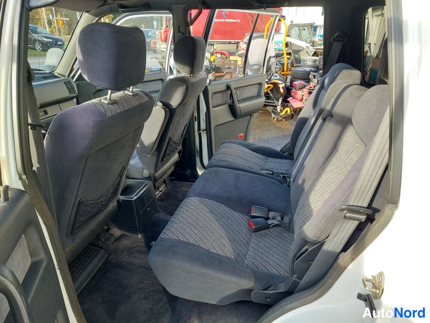 Valkoinen Opel Monterey 1993, kuva 19
