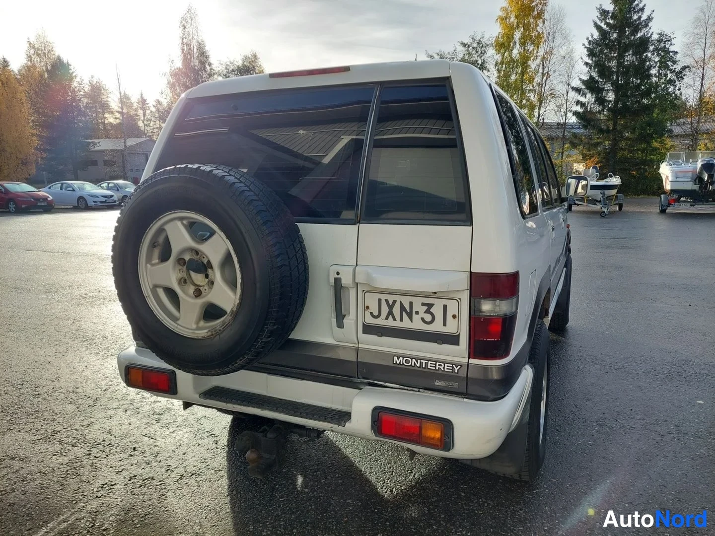 Valkoinen Opel Monterey 1993, takaviisto, kuva 9