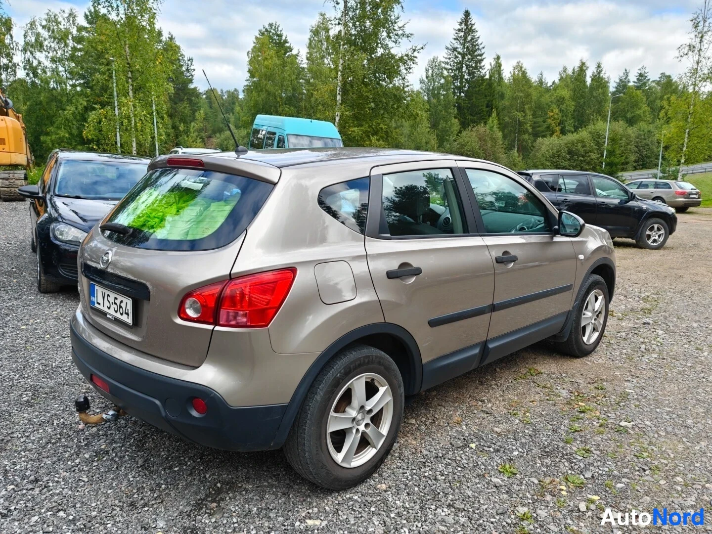 Beige Nissan Qashqai 2007, rear three-quarter, photo 7