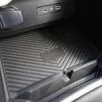 Vit Dacia Duster 2026, bild 33