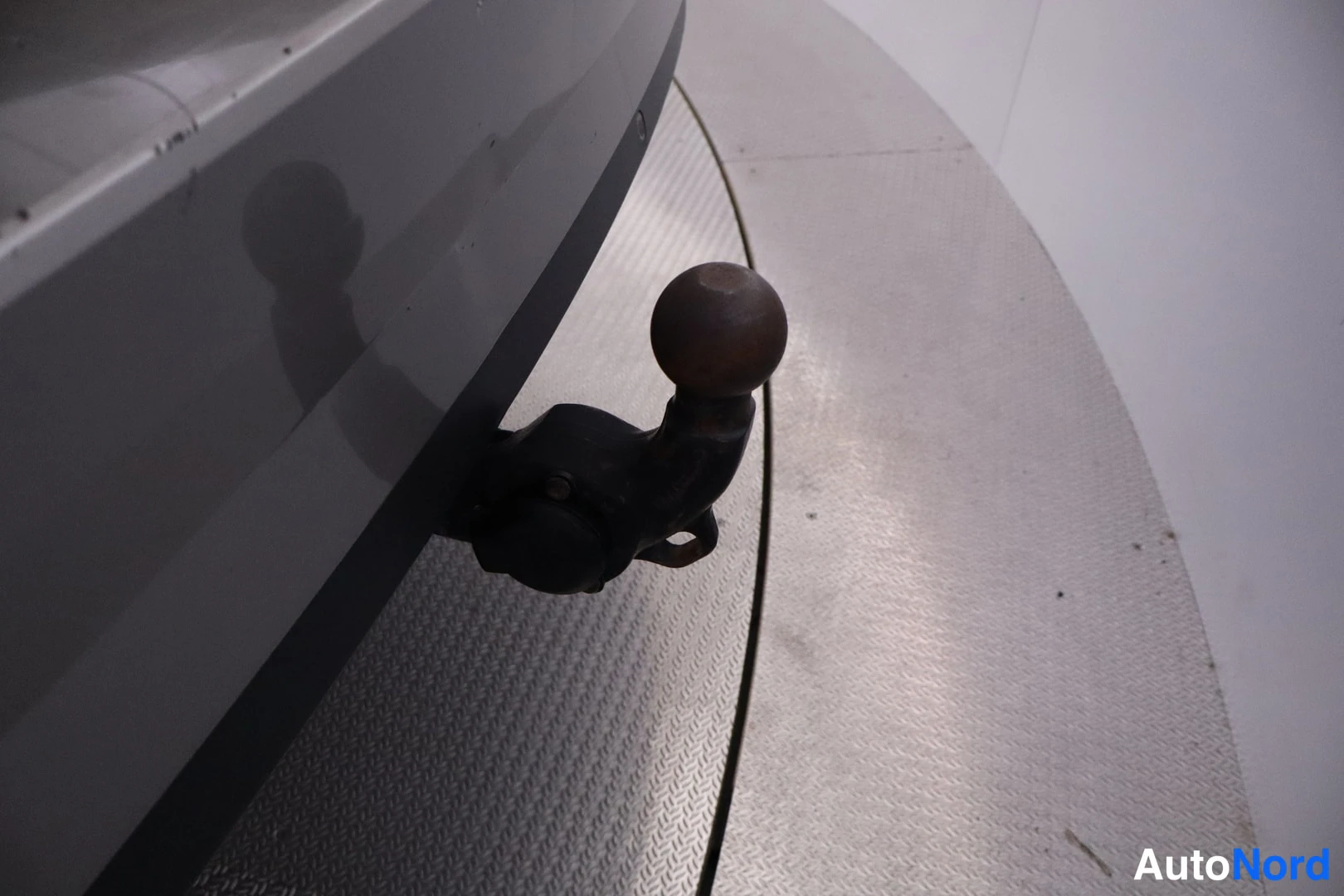 Harmaa Skoda Superb 2017, yksityiskohta, kuva 27