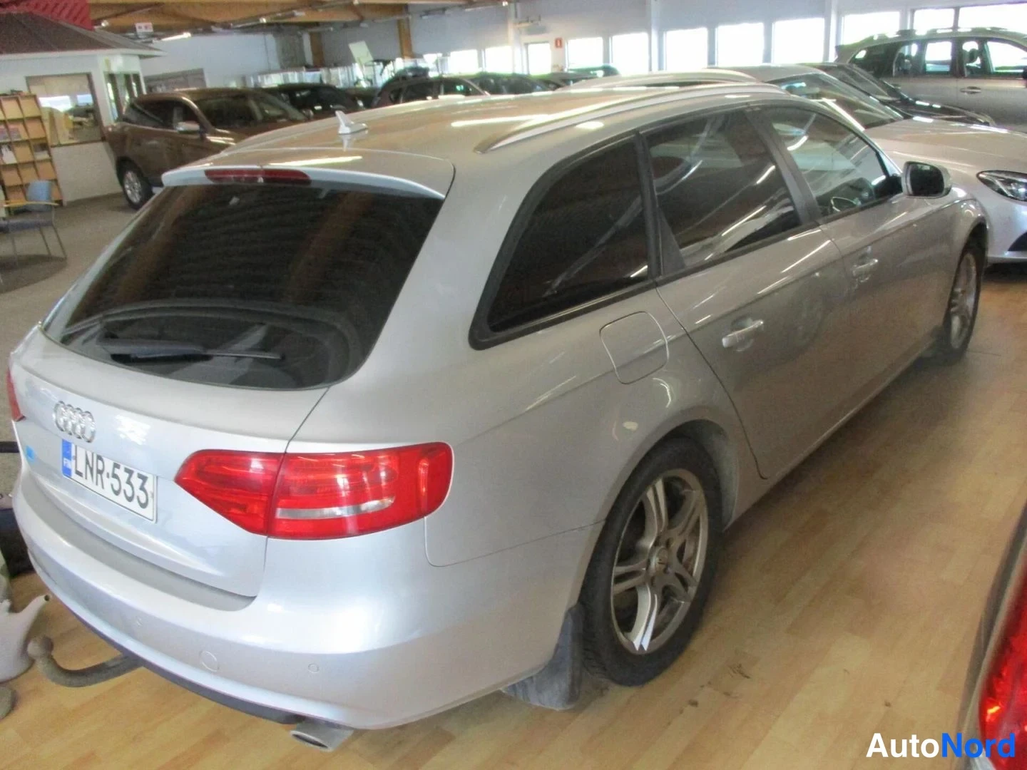 Grey Audi A4 Avant 2012, rear three-quarter, photo 4
