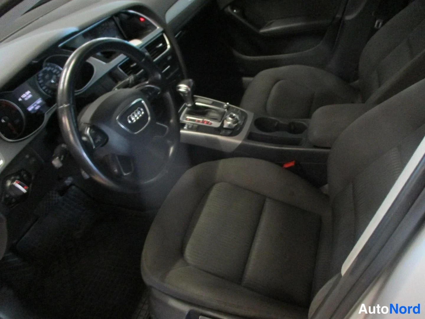 Grey Audi A4 Avant 2012, photo 8