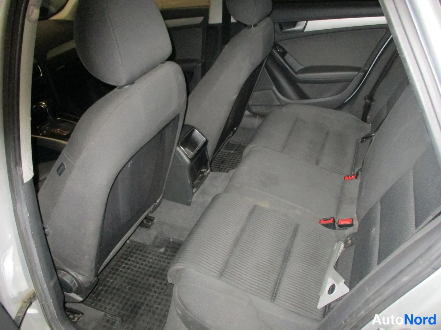 Grey Audi A4 Avant 2012, photo 9