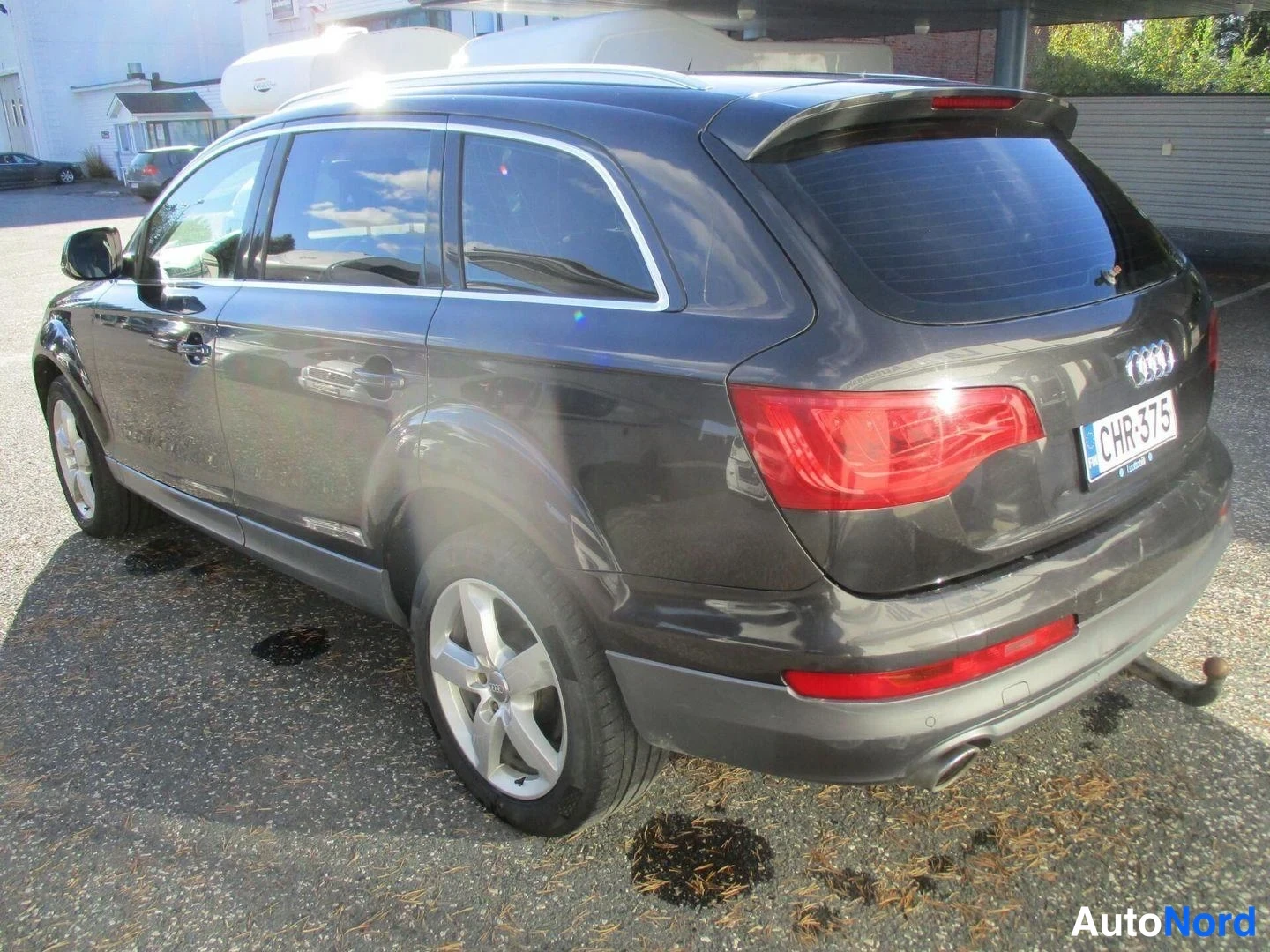 Grey Audi Q7 2010, rear three-quarter, photo 7