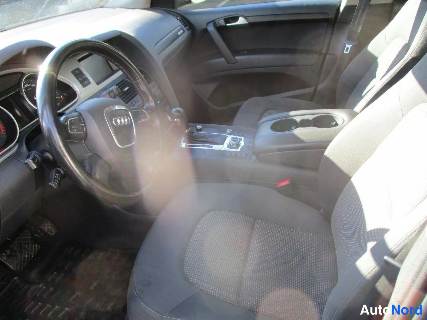 Grey Audi Q7 2010, photo 10