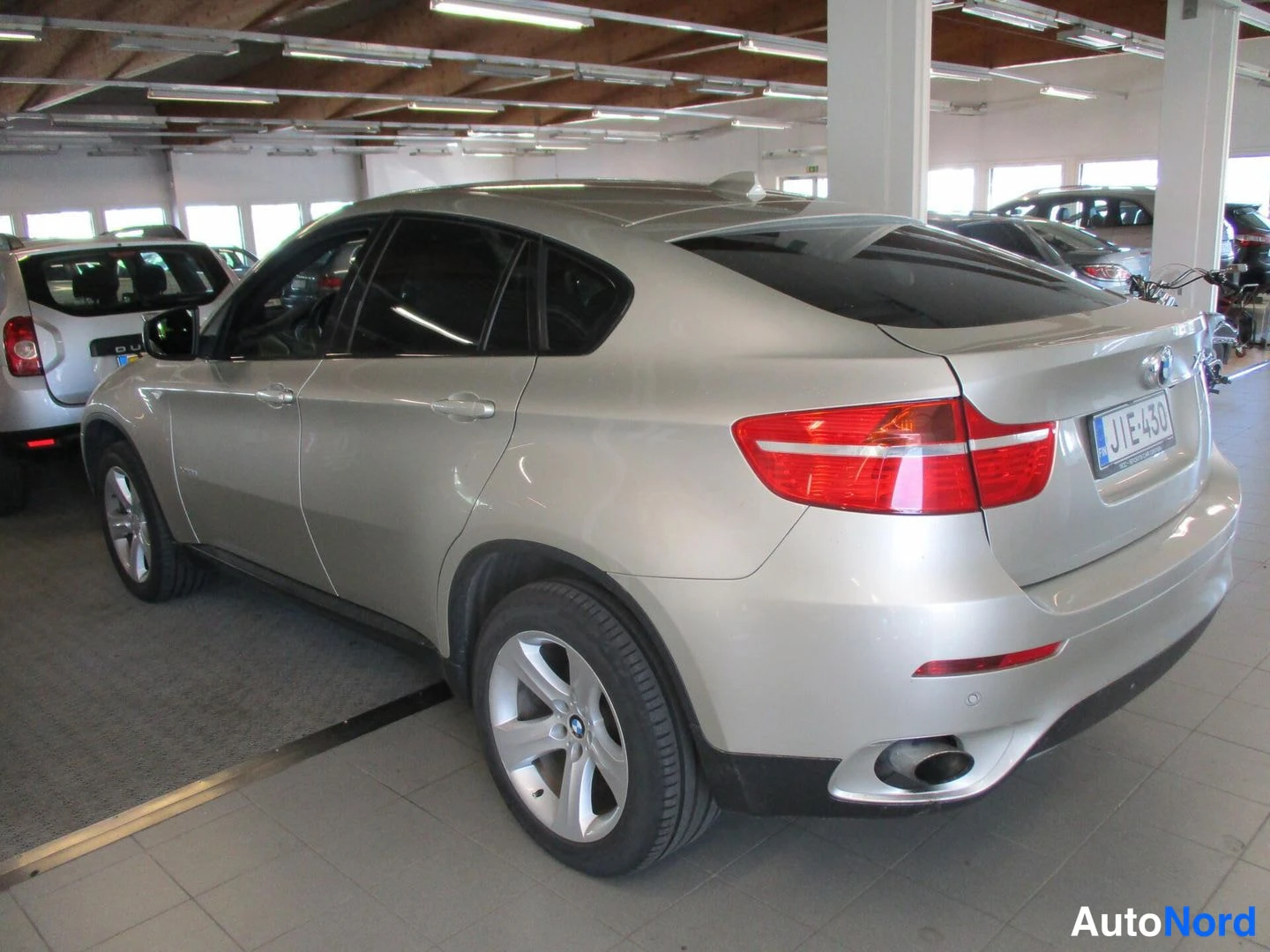 Grey BMW X6 2010, rear three-quarter, photo 5