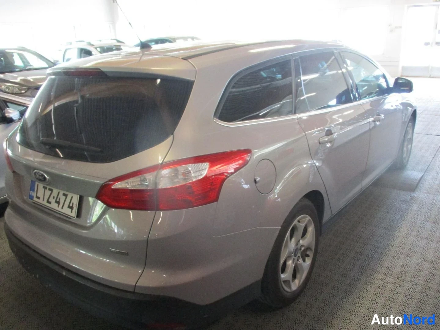 Grey Ford Focus 2013, photo 5