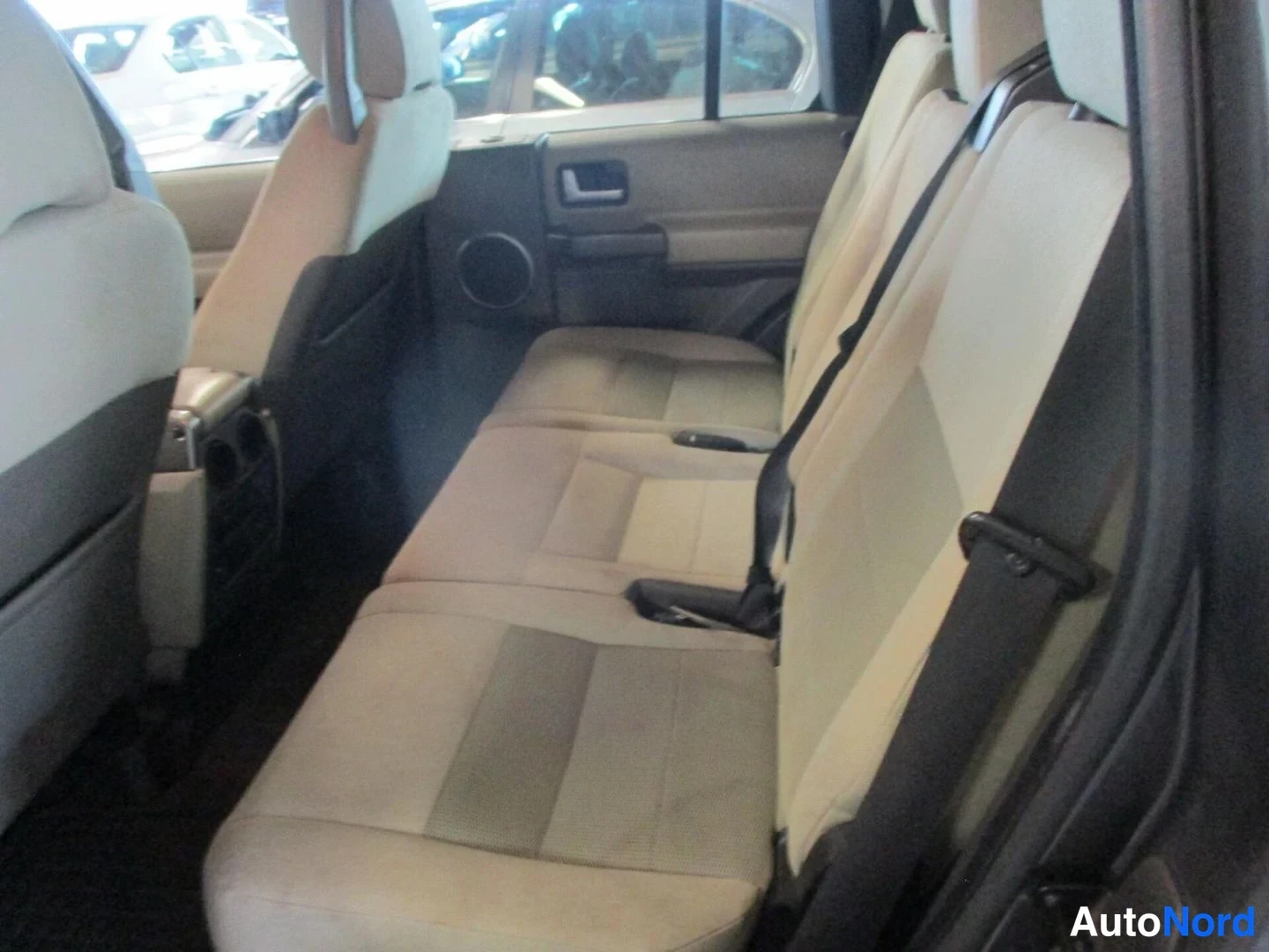 Grey Land Rover Discovery 3 2005, photo 7