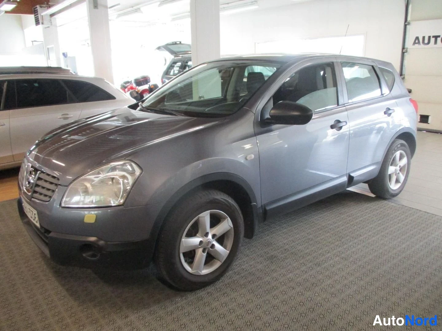 Nissan Qashqai 1,6 Visia 2008