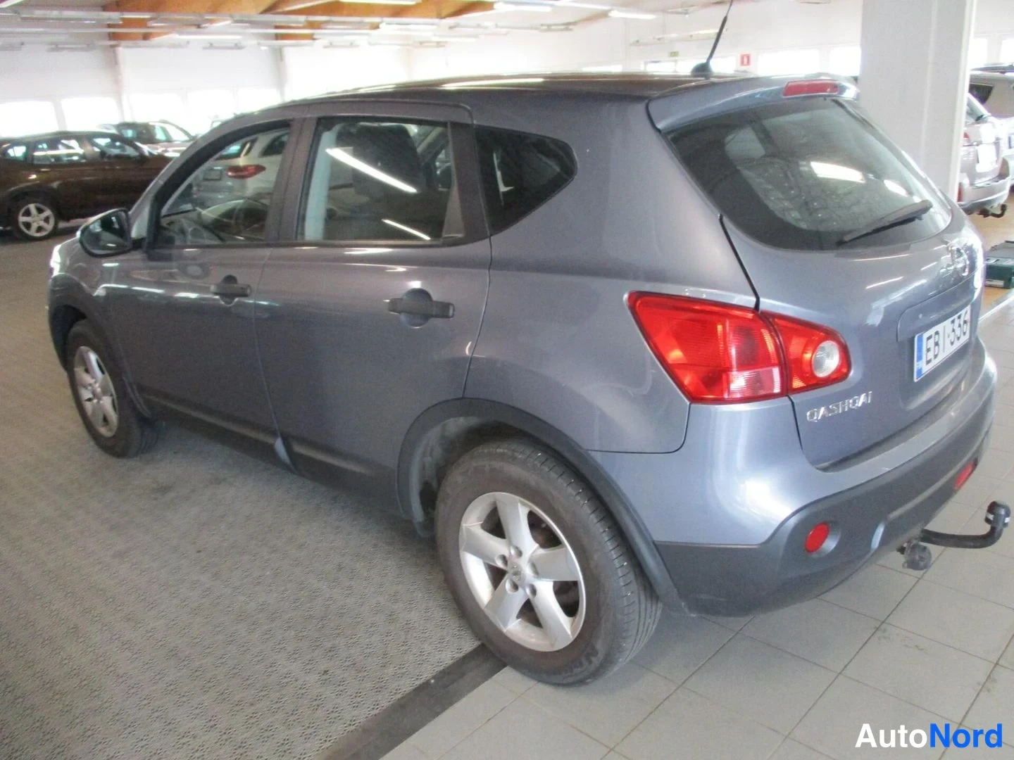 Silver Nissan Qashqai 2008, rear three-quarter, photo 5