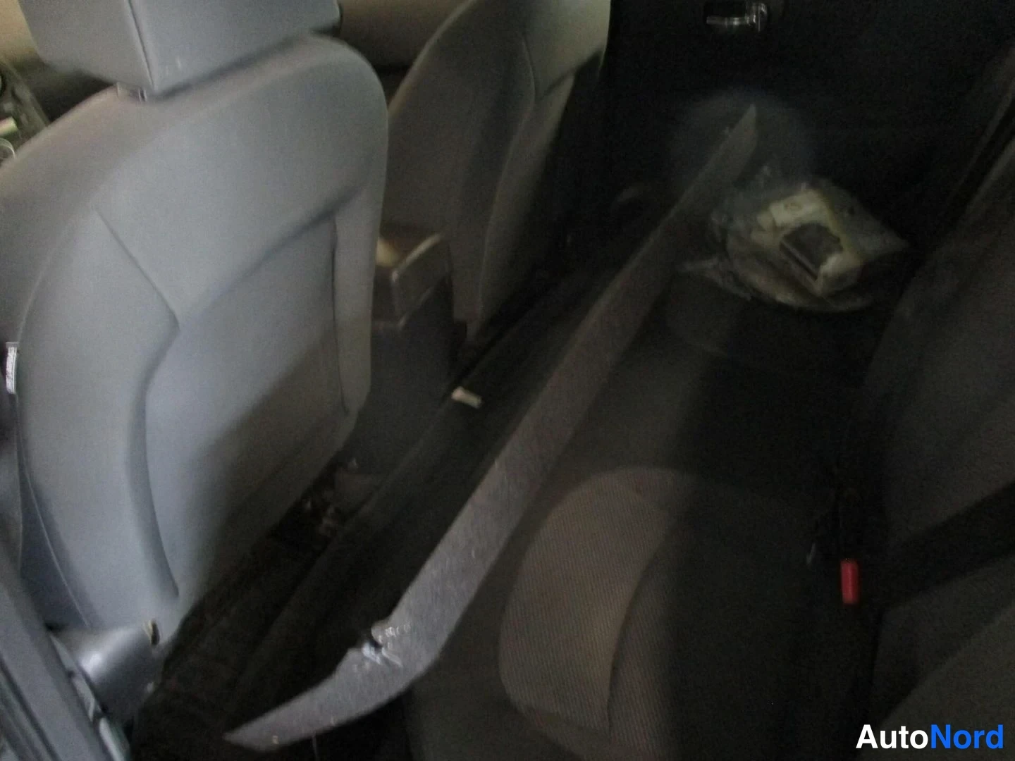 Silver Nissan Qashqai 2008, photo 6