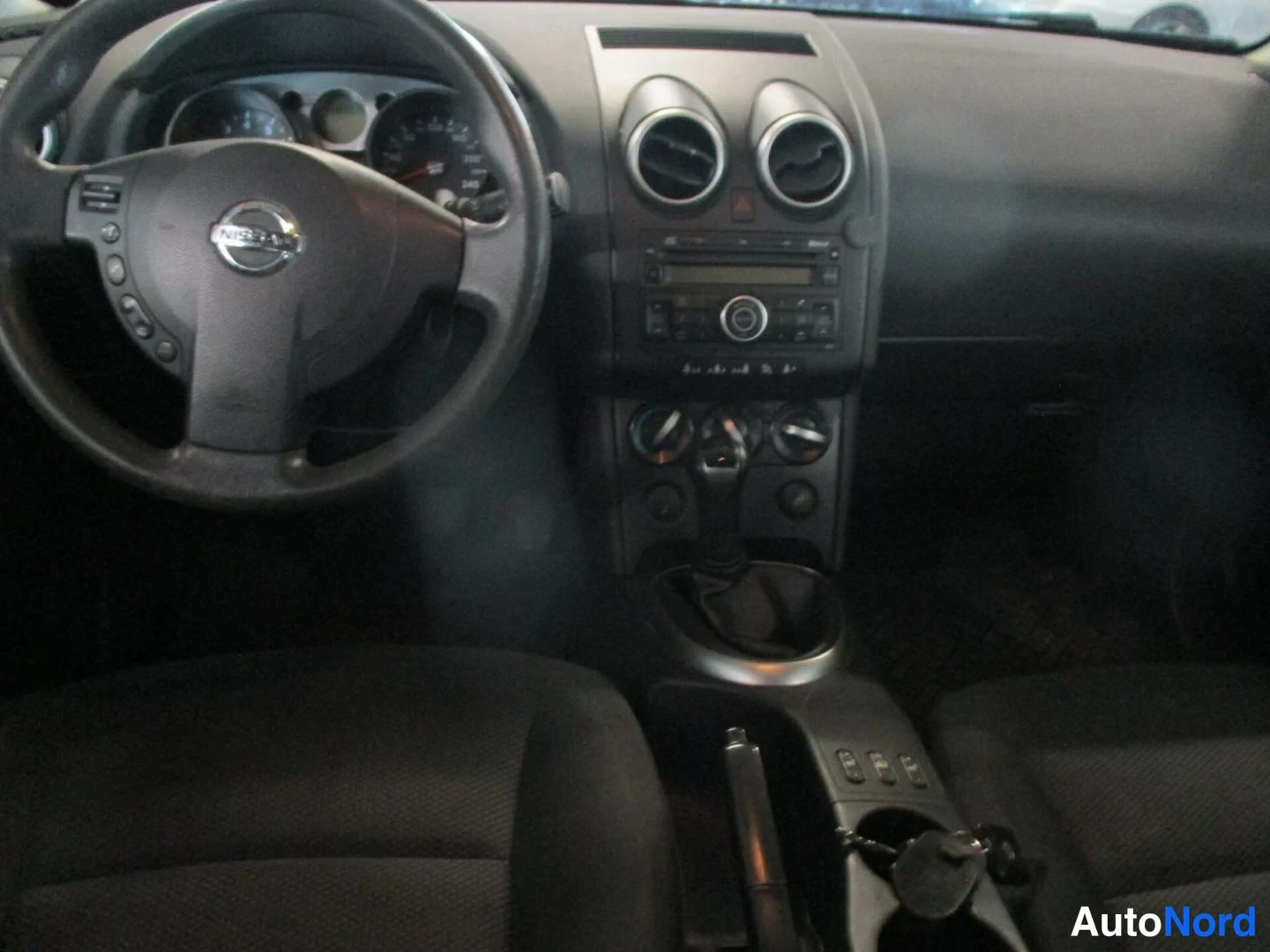 Silver Nissan Qashqai 2008, photo 7