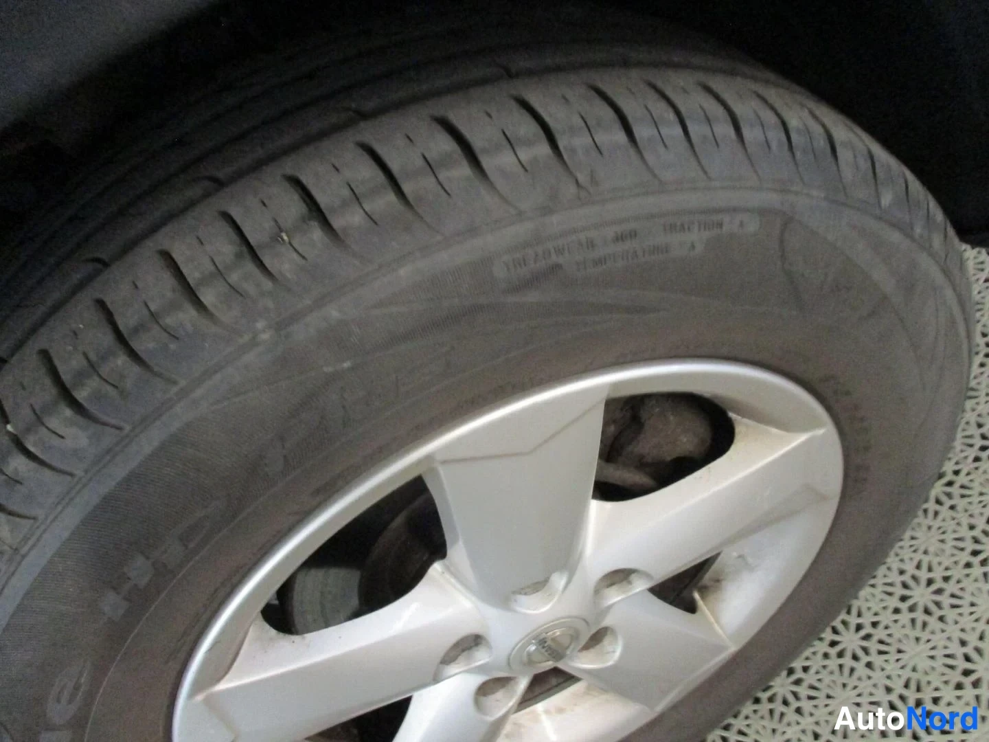 Silver Nissan Qashqai 2008, photo 8