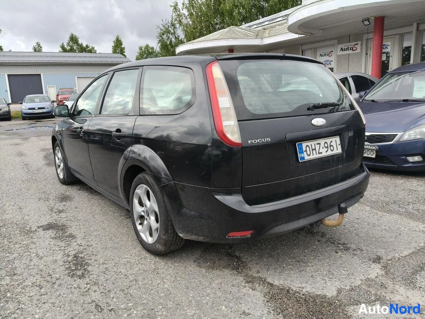 Black Ford Focus 2009, rear three-quarter, photo 3