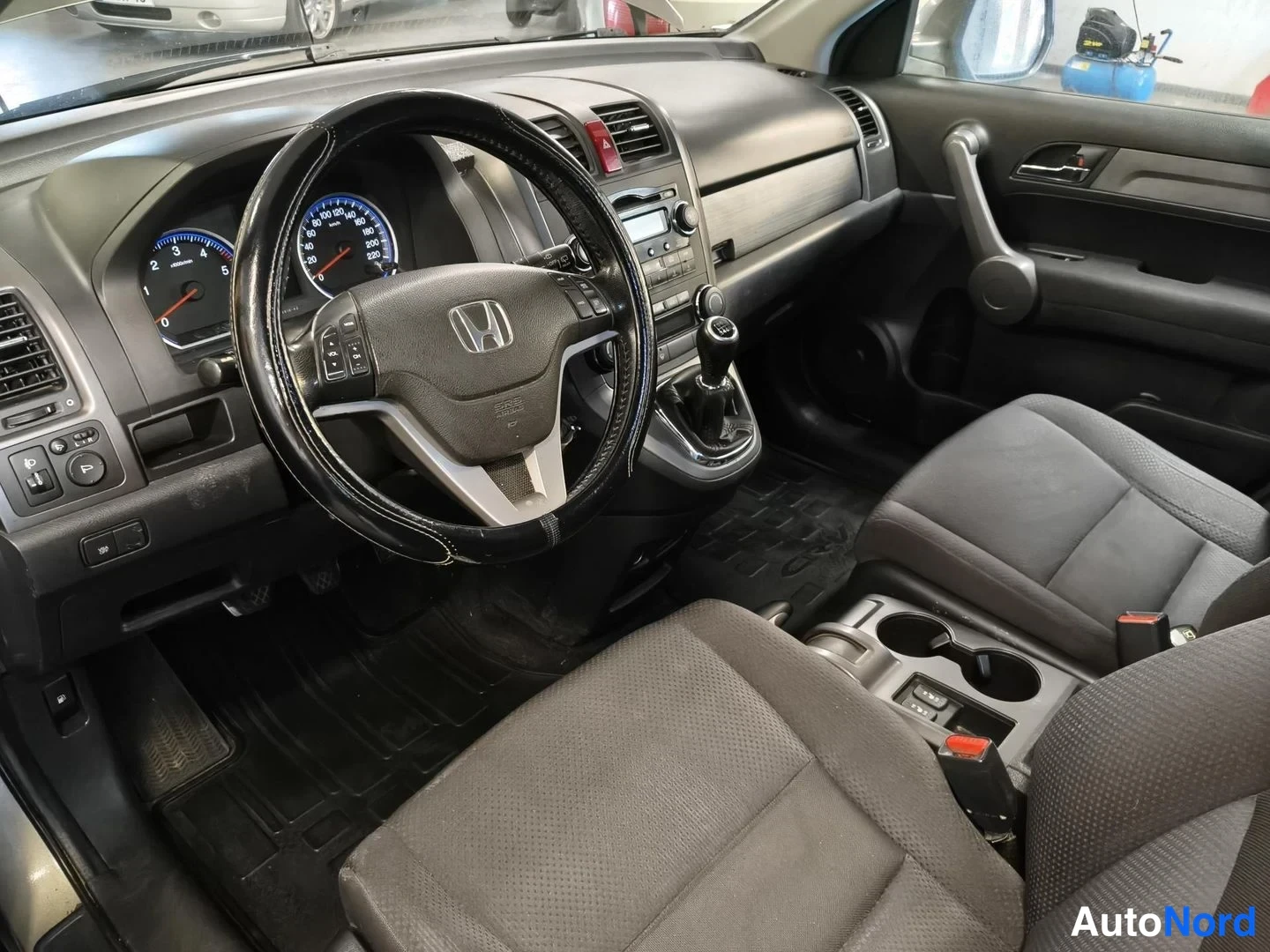 Grey Honda CR-V 2008, photo 8