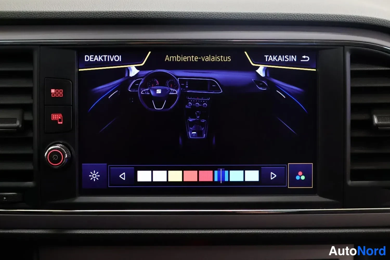 Musta Seat Leon ST 2018, kuva 13