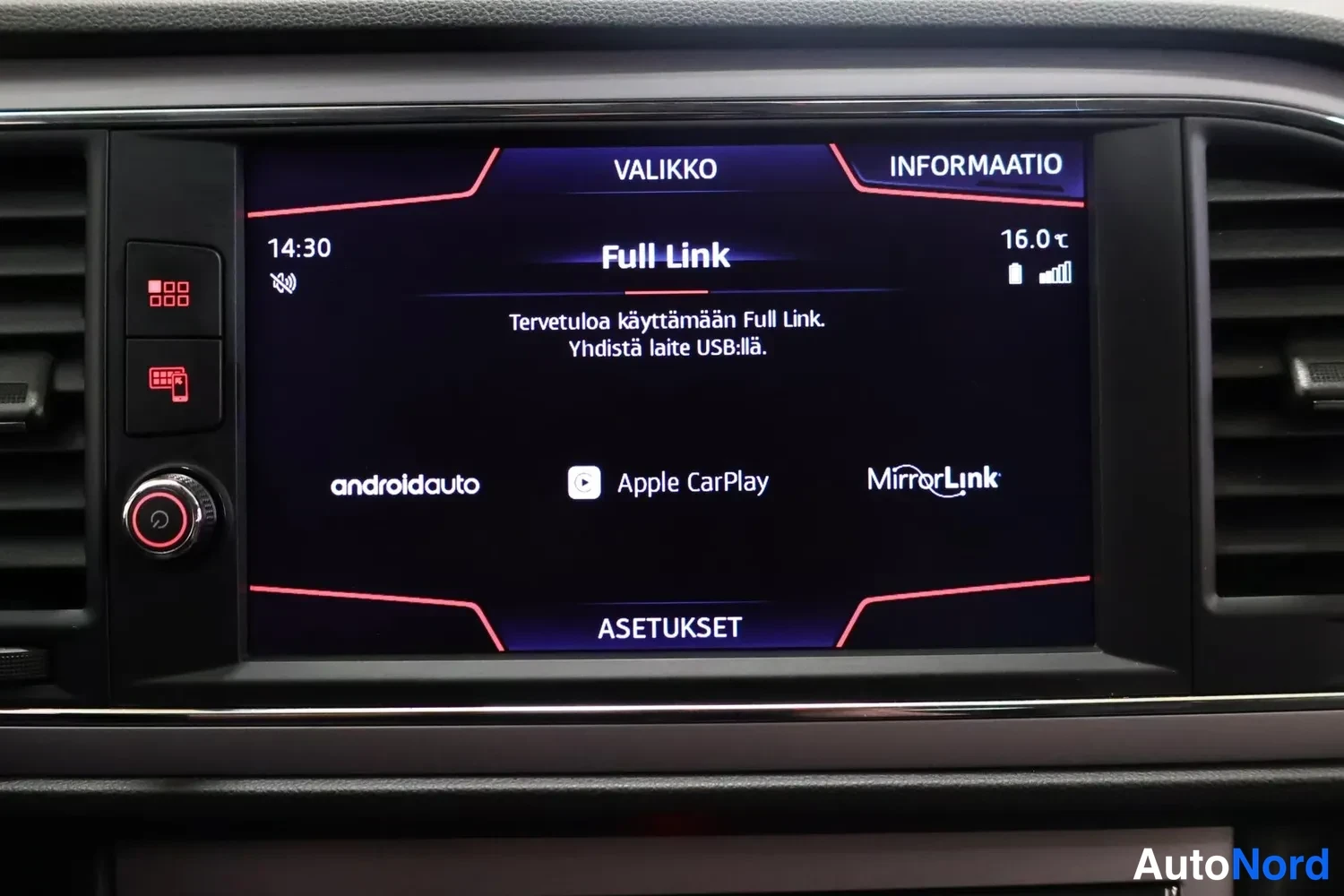 Musta Seat Leon ST 2018, kuva 14