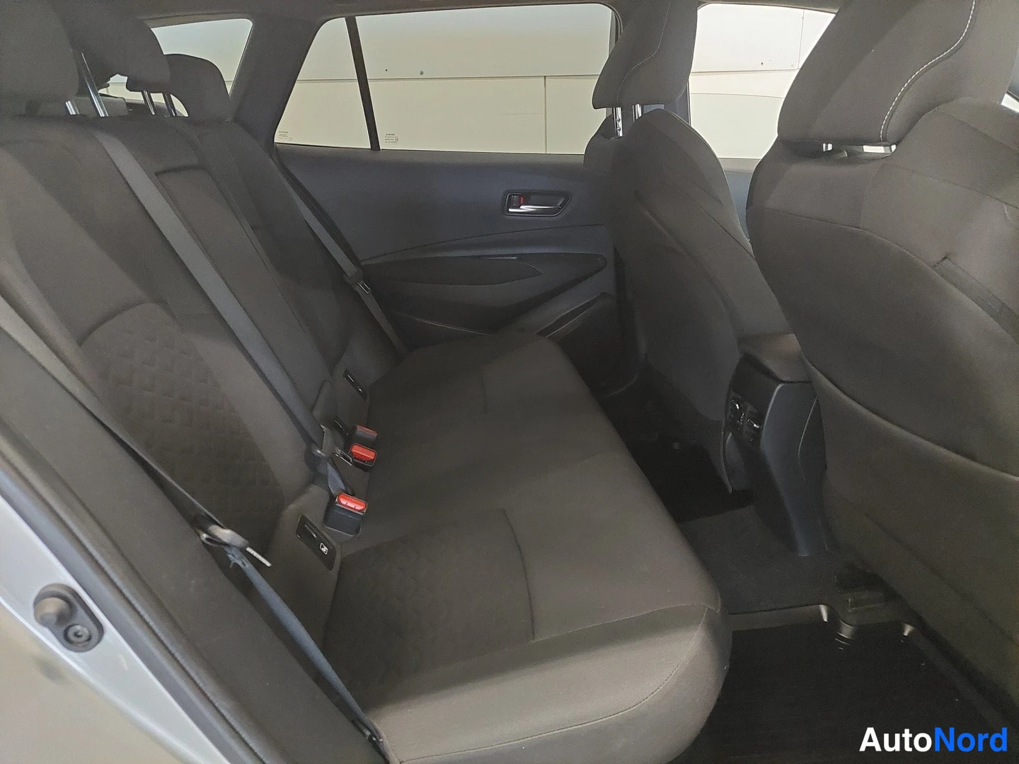 Hopea Toyota Corolla 2019, kuva 17
