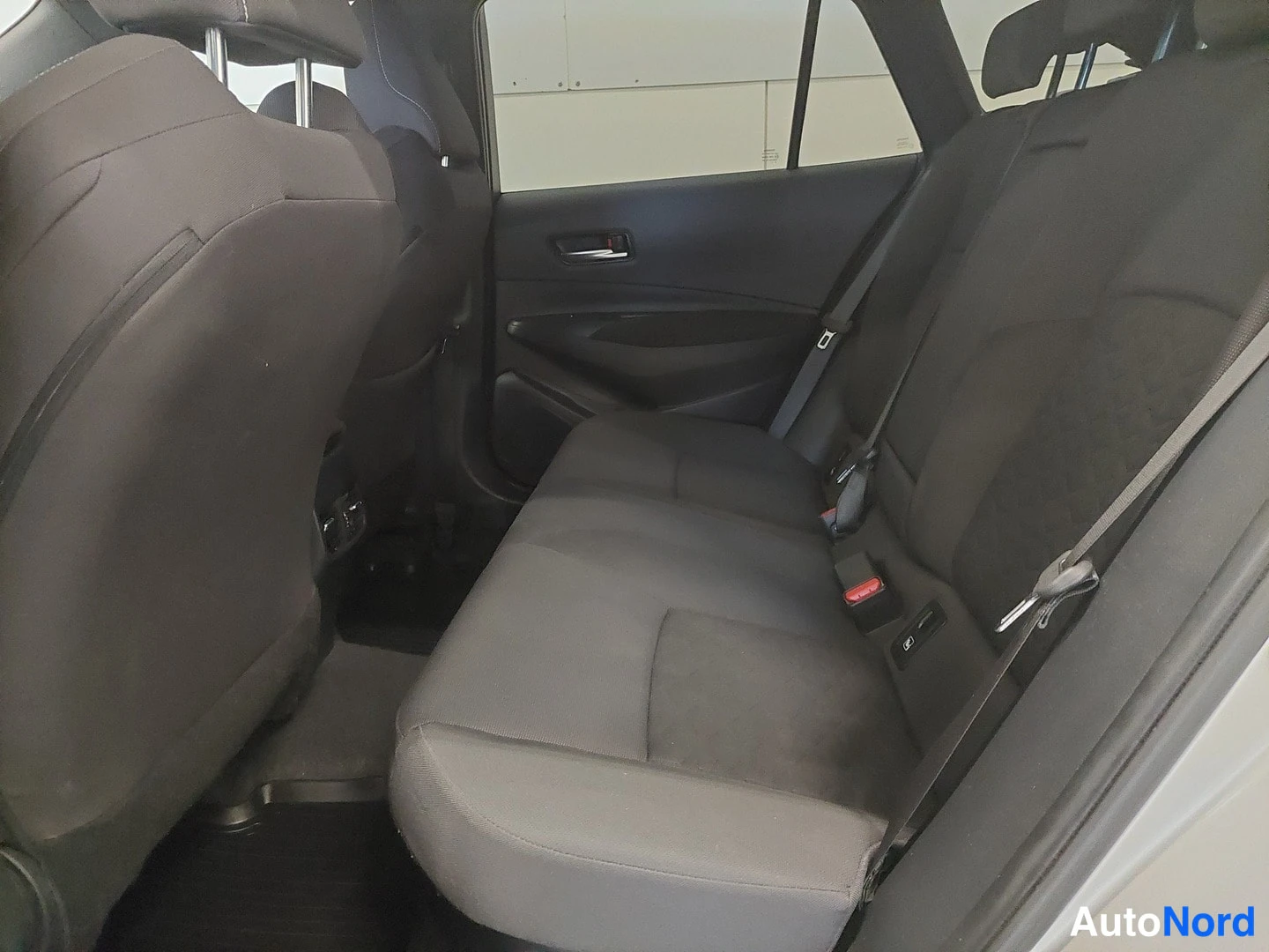 Hopea Toyota Corolla 2019, kuva 10