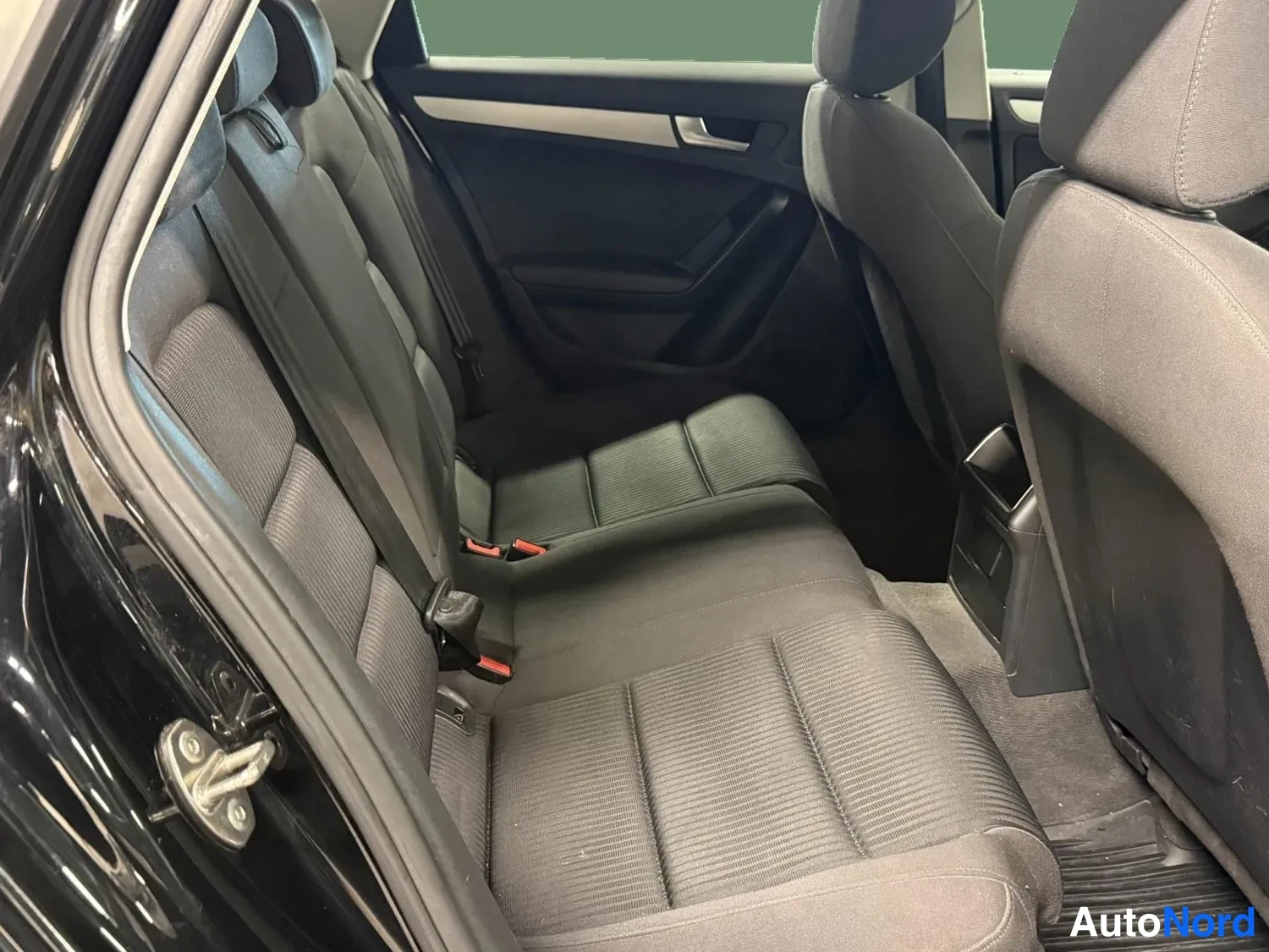 Black Audi A4 Avant 2009, photo 10